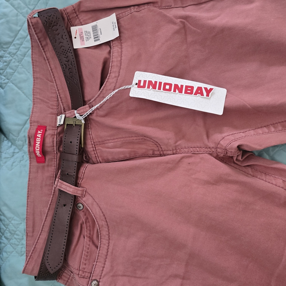 Unionbay Capris with Brown Belt